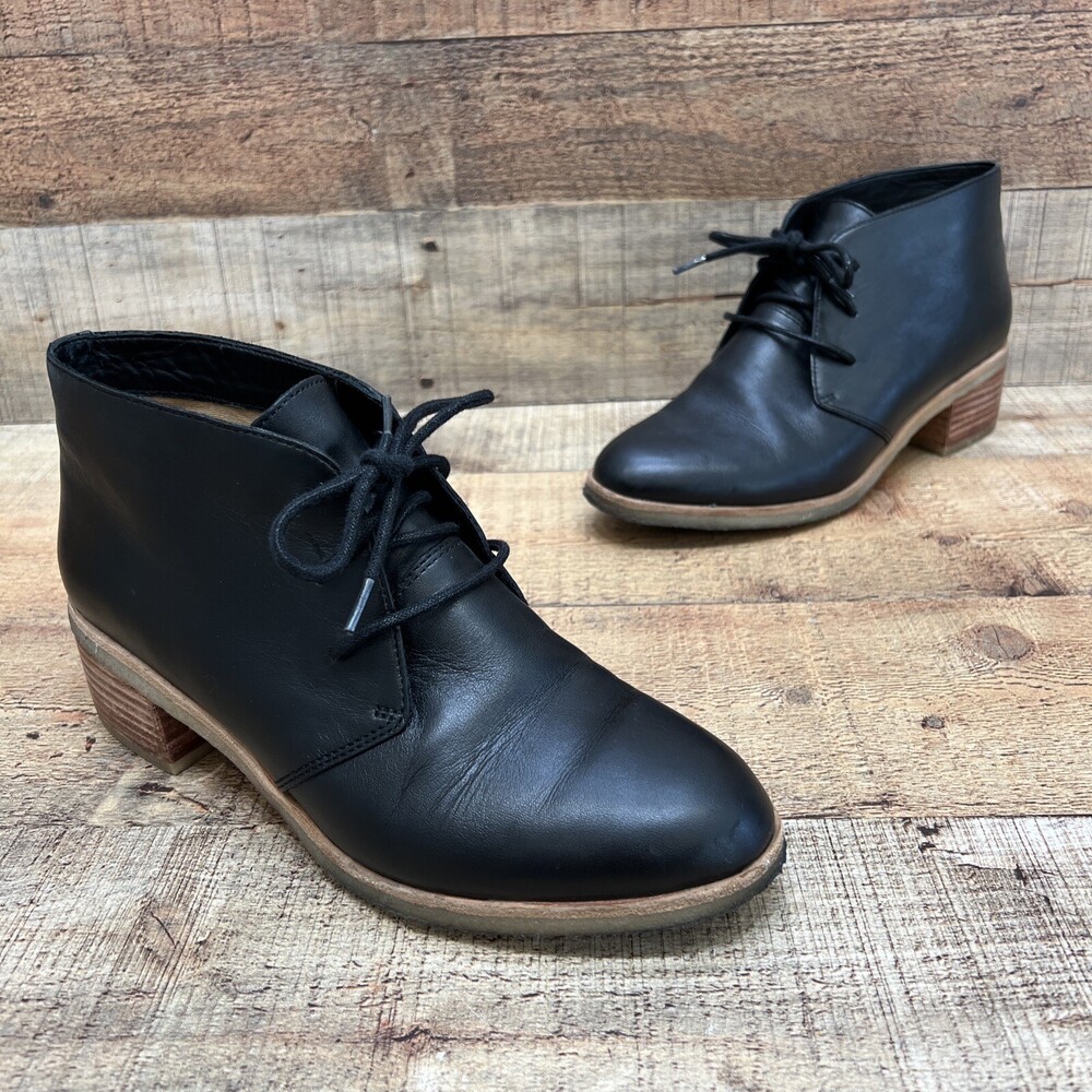 Clarks Originals Womens Black Leather Heeled Ankle Booties Size 8.5 M